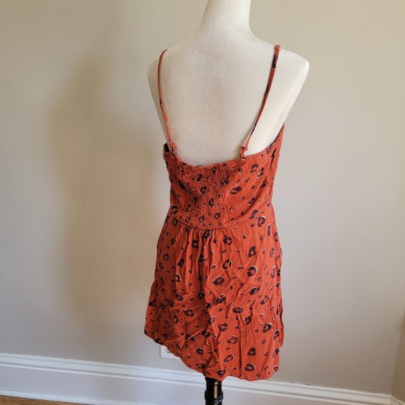 Cute Mini Dress for Summer - Picture 2 of 4